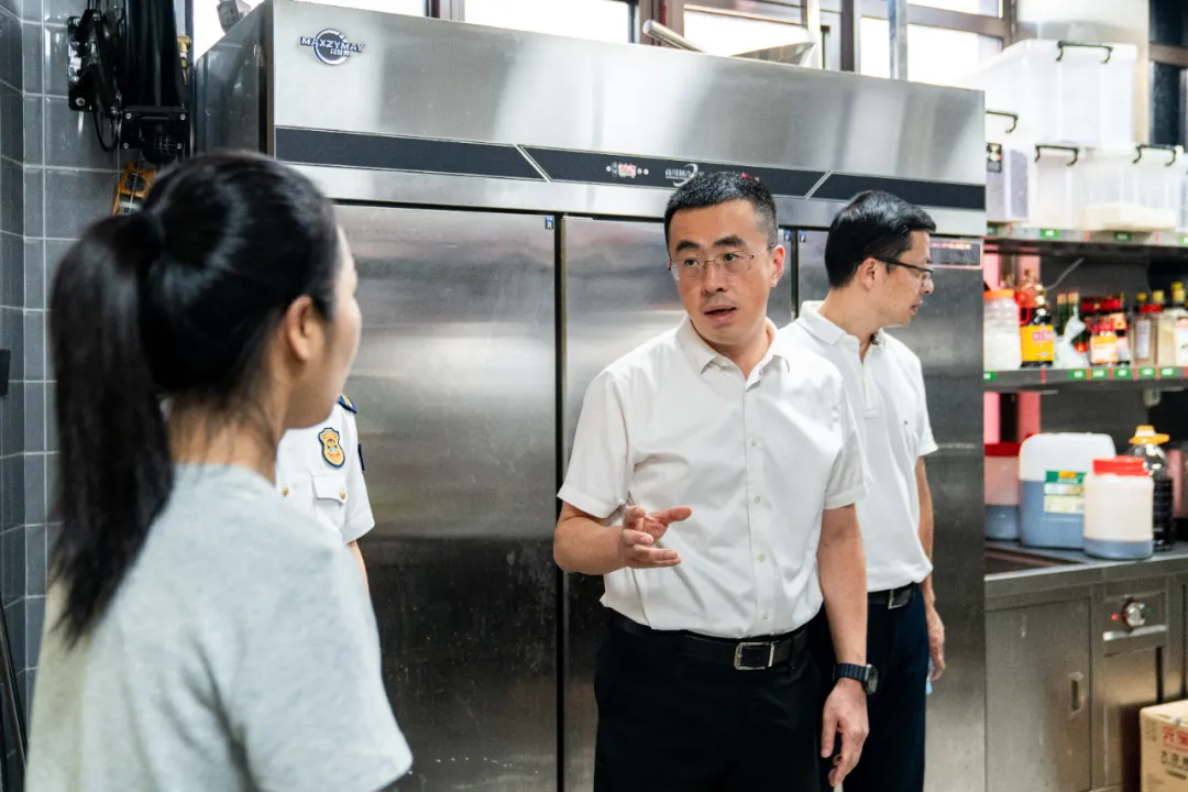 市委常委、区委书记于会游实地调研督导安全生产与消防